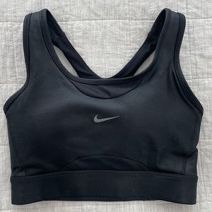 NIKE WOMENS SWOOSH BRA • XS • BLACK • NWT